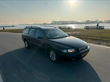 Volvo v70 2.4 beschikbaar voor biedingen