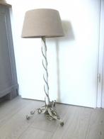 Lamp met bijpassende console, Huis en Inrichting, Lampen | Vloerlampen, Ophalen, Gebruikt, Nostalgie, Minder dan 100 cm