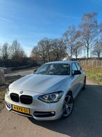 BMW 1-Serie 116I 100KW 5DR 2013 Grijs, Auto's, BMW, 1-Serie, Euro 5, Zwart, 4 cilinders