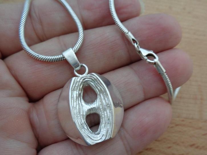 zilveren ketting met aparte modernistische hanger [590], Sieraden, Tassen en Uiterlijk, Kettingen, Zo goed als nieuw, Zilver, Zilver