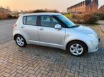Suzuki Swift 1.3 | Zilver | bj 2007 | 5-deurs | Airco, Voorwielaandrijving, 1328 cc, 965 kg, 400 kg