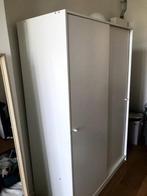Wardrobe, Ophalen, 100 tot 150 cm, Met hangruimte, Zo goed als nieuw