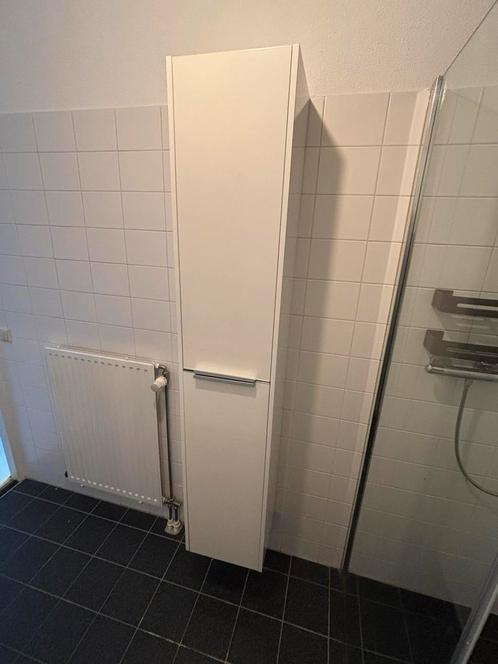 Badkamerkast Hoogglans Wit, Huis en Inrichting, Badkamer | Badkamermeubels, Gebruikt, (Half)hoge kast, 150 tot 200 cm, Minder dan 50 cm