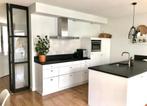 PRACHTIGE LANDELIJKE KEUKEN MET EILAND+APPARATUUR, Ophalen, Wit, Graniet of Steen, Dubbelwandige keuken