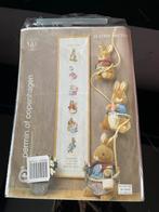 Beatrix Potter Borduurpatroon van meetlat  Permin Copenhagen, Hobby en Vrije tijd, Ophalen of Verzenden, Nieuw, Handborduren, Borduurpakket