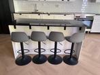 4 Bar stools / 4 Barkrukken, Ophalen, 60 tot 90 cm, Zo goed als nieuw, In hoogte verstelbaar