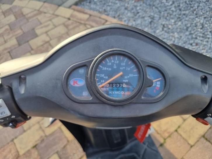 Kymco Agility scooter, Fietsen en Brommers, Scooters | Kymco, Gebruikt, Agility, Maximaal 45 km/u, Benzine, Ophalen