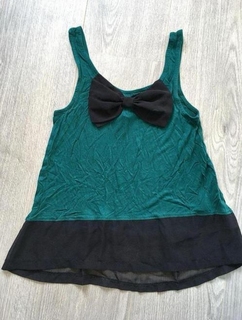 Lieve groene top met strik , maatje 34, Kleding | Dames, Tops, Gedragen, Maat 34 (XS) of kleiner, Groen, Zonder mouw, Ophalen