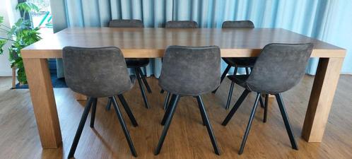 AANBIEDING:Eettafel, salontafel, dressoirs massief eikenhout, Huis en Inrichting, Overige Huis en Inrichting, Zo goed als nieuw