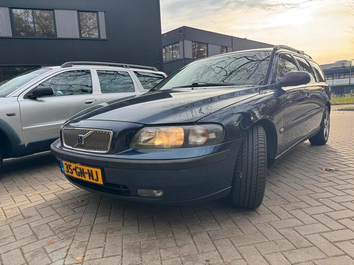Volvo V70 2.4 140PK 2001 Blauw op mooie R velgen, Auto's, Volvo, Bedrijf, V70, ABS, Airbags, Airconditioning, Climate control