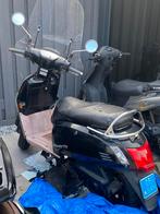 Scooters en onderdelen, Fietsen en Brommers, Scooters | Kymco, Ophalen of Verzenden, Gebruikt, Benzine, Agility