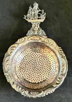 Theezeefje antiek driemaster (Verzilverd), Ophalen of Verzenden, Zilver