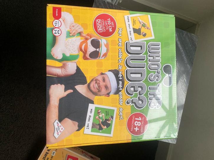 Spel Who is the dude - Goliath, Hobby en Vrije tijd, Gezelschapsspellen | Kaartspellen, Nieuw, Ophalen of Verzenden