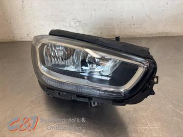 Koplamp rechts van een Mercedes Citan beschikbaar voor biedingen