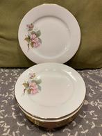 Gebaksbordje Henneberg (201223), Huis en Inrichting, Keuken | Servies, Ophalen of Verzenden, Zo goed als nieuw, Porselein, Overige stijlen