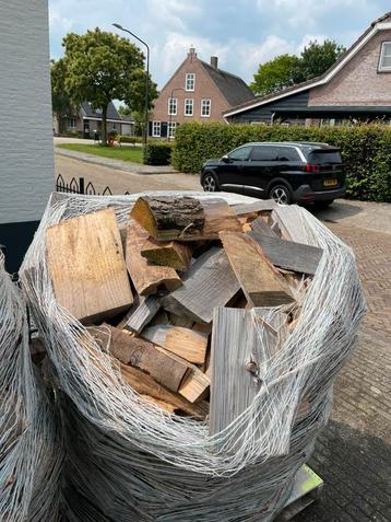Kachelhout stookhout haardhout gedroogd  beschikbaar voor biedingen