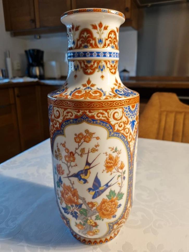 Vintage porseleinen vaas Kaiser Ming, Antiek en Kunst, Antiek | Vazen, Ophalen of Verzenden