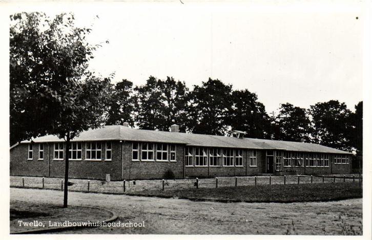 Twello, Landbouwhuishoudschool - ongelopen, Verzamelen, Ansichtkaarten | Nederland, Ongelopen, Noord-Brabant, 1920 tot 1940, Ophalen of Verzenden