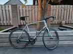Trek Domane ALR 4, maat 62, Shimano Ultegra – Lichtgewicht, Fietsen en Brommers, 28 inch, Gebruikt, Meer dan 20 versnellingen