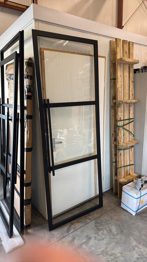 Opdekdeur staal, aanbieding wegens meetfoutje!, Doe-het-zelf en Verbouw, Deuren en Horren, Nieuw, Binnendeur, 215 cm of meer, 80 tot 100 cm