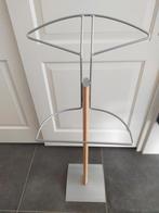 Dressboy hout & metaal 110cm met stevige voet, Huis en Inrichting, Woonaccessoires | Overige, Ophalen, Gebruikt