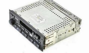 Mitsubishi PAJERO 3 V60 1999-2007 OEM MR337278 Radio origin. beschikbaar voor biedingen