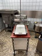 Vlees vermalser, Ophalen