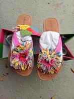 Lazamani Slippers met Bloem - Nieuw in Doos!, Kleding | Dames, Schoenen, Slippers, Overige kleuren, Ophalen of Verzenden, Lazamani