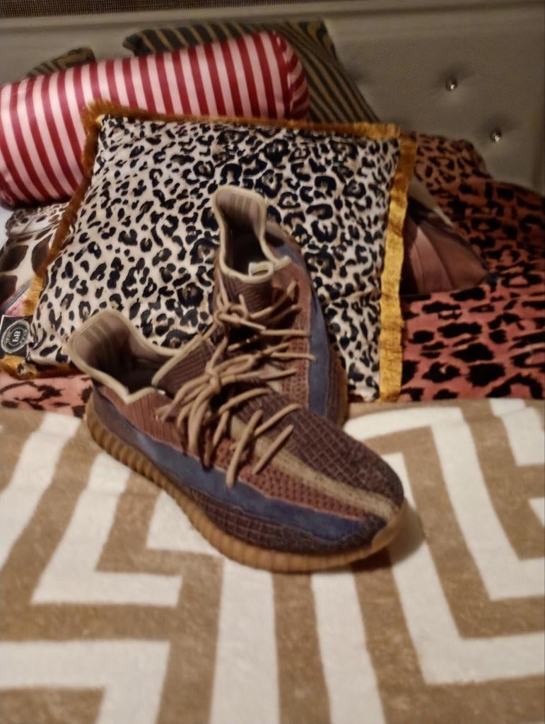 Originele Yeezy Schoenen Maat 45 - Zo goed als nieuw!, Ophalen of Verzenden, Zo goed als nieuw, Yeezy, Sneakers of Gympen