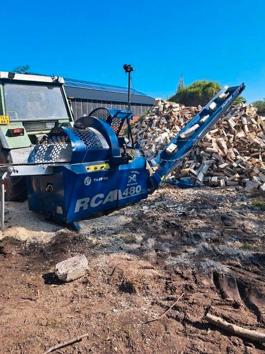 Zaagkloofmachine + bediening te huur., Tuin en Terras, Haardhout, Ophalen of Verzenden