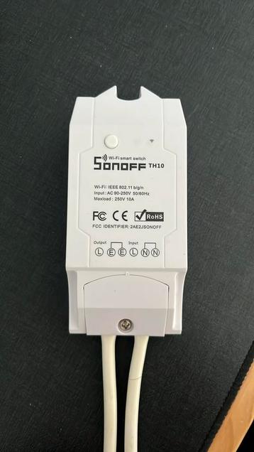 Sonoff TH10 switch met sensor beschikbaar voor biedingen