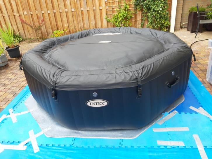 Intex PureSpa Onyx Black Jet & Bubble Deluxe 6 persoons, Tuin en Terras, Bubbelbaden en Hottubs, Zo goed als nieuw, Opblaasbaar