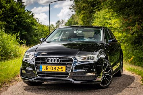 Audi A3 1.4TFSI 110KW COD Sedan S-tr 2016 Zwart, Auto's, Audi, Bedrijf, A3, Alarm, Bluetooth, Boordcomputer, Centrale vergrendeling