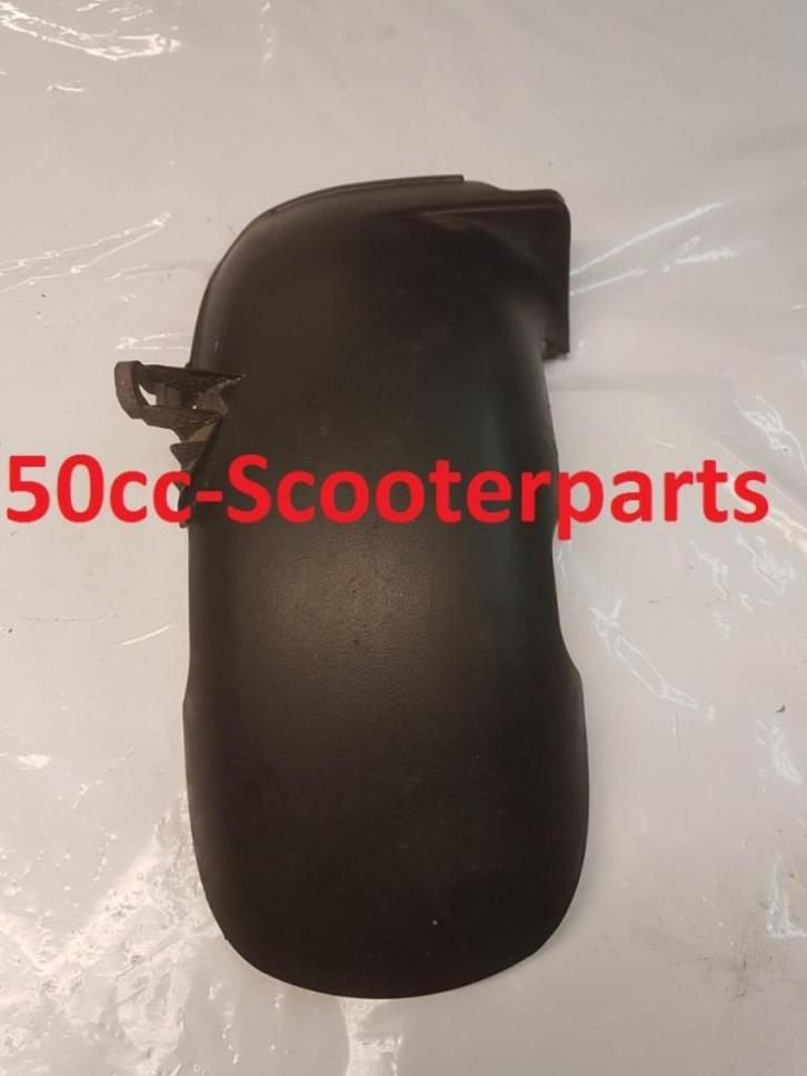 Spatbord over het wiel achter Honda Dylan 125 DEHO04264 Gebr, Motoren, Tuning en Styling, Ophalen of Verzenden
