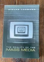 The reality of the mass media - Niklas Luhmann, Ophalen of Verzenden, Zo goed als nieuw, HBO