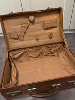 Antieke leren reiskoffer, Ophalen