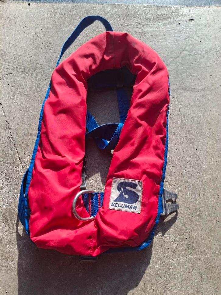 Secumar reddingsvest cq zwemvest., Watersport en Boten, Watersportkleding, Gebruikt, Reddingsvest of Zwemvest, Dame of Heer, Ophalen of Verzenden