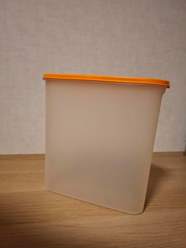 Nieuwe Tupperware Ruimtespaarder - 5 Liter - Grootste Maat, Huis en Inrichting, Keuken | Tupperware, Nieuw, Bus of Trommel, Wit
