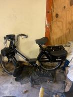 Twee Solex bromfietsen - opknappers, Fietsen en Brommers, Brommers | Solex, Ophalen of Verzenden, Gebruikt, Maximaal 25 km/u, Overige modellen