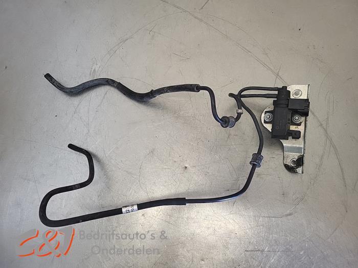 Vacuum Relais van een Fiat Doblo, Gebruikt, -, -, Ophalen of Verzenden