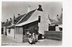 Katwijk aan Zee, Binnenplaatsje. (103), Verzenden, 1940 tot 1960, Gelopen, Zuid-Holland