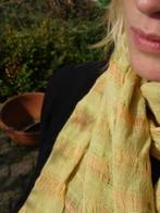 Nieuwe handgemaakte sjaal groen/roze/oranje 130x43 cm, Ophalen of Verzenden, Nieuw, Maat 46/48 (XL) of groter, Sjaal
