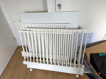 grote box (90 x 90) in hoogte verstelbaar beschikbaar voor biedingen