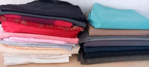 Nieuw: 20 verschillend lapjes stof (restjes & hele stukken), Hobby en Vrije tijd, Stoffen en Lappen, Nieuw, Katoen, 120 cm of meer