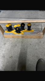 Stukadoor messenset, Ophalen