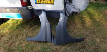 PEUGEOT 207 VOORSCHERMEN LINKS+RECHTS BJ 2008 beschikbaar voor biedingen