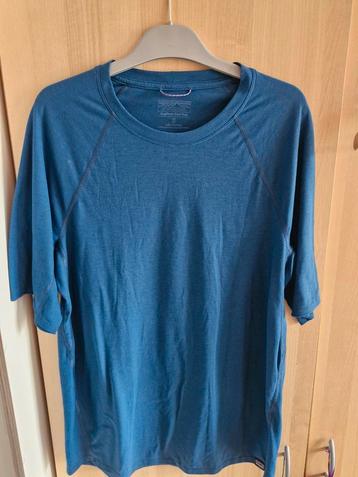 
Patagonia Capilene Cool Trail T-Shirt maat s blauw nieuw  beschikbaar voor biedingen