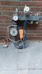 Vloerverwarming verdeler met pomp, Doe-het-zelf en Verbouw, Verwarming en Radiatoren, Ophalen, Gebruikt, Minder dan 30 cm, Overige typen