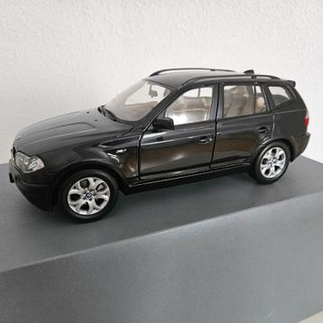 KYOSHO: BMW X3 3,0i ( E83) beschikbaar voor biedingen