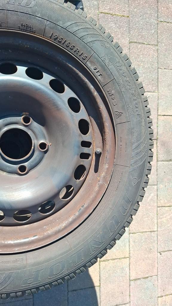 Dunlop Winterbanden 195/65/15 Opel Astra H / Zafira B, Auto-onderdelen, Banden en Velgen, Band(en), Winterbanden, 15 inch, 195 mm